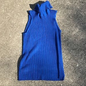 Classic Blue Sleeveless Turtleneck, Unknown Brand